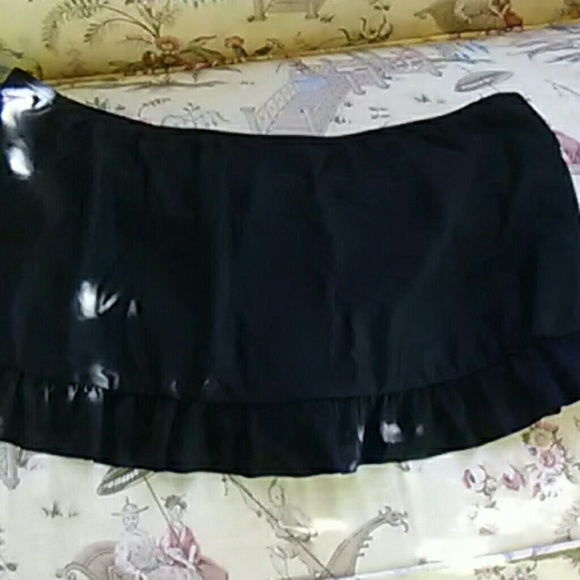 BOUTIQUE Women's Swimsuit Bottoms - Picture 2 of 3